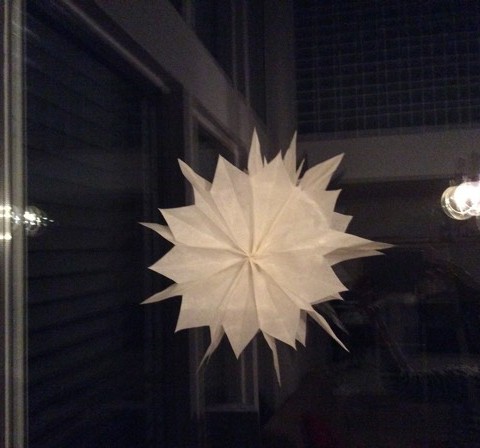 Stern aus Butterbrotpapier