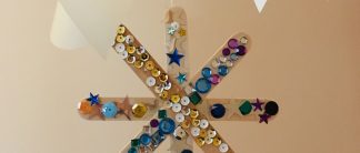 Glitzersternchen aus Holzstäbchen